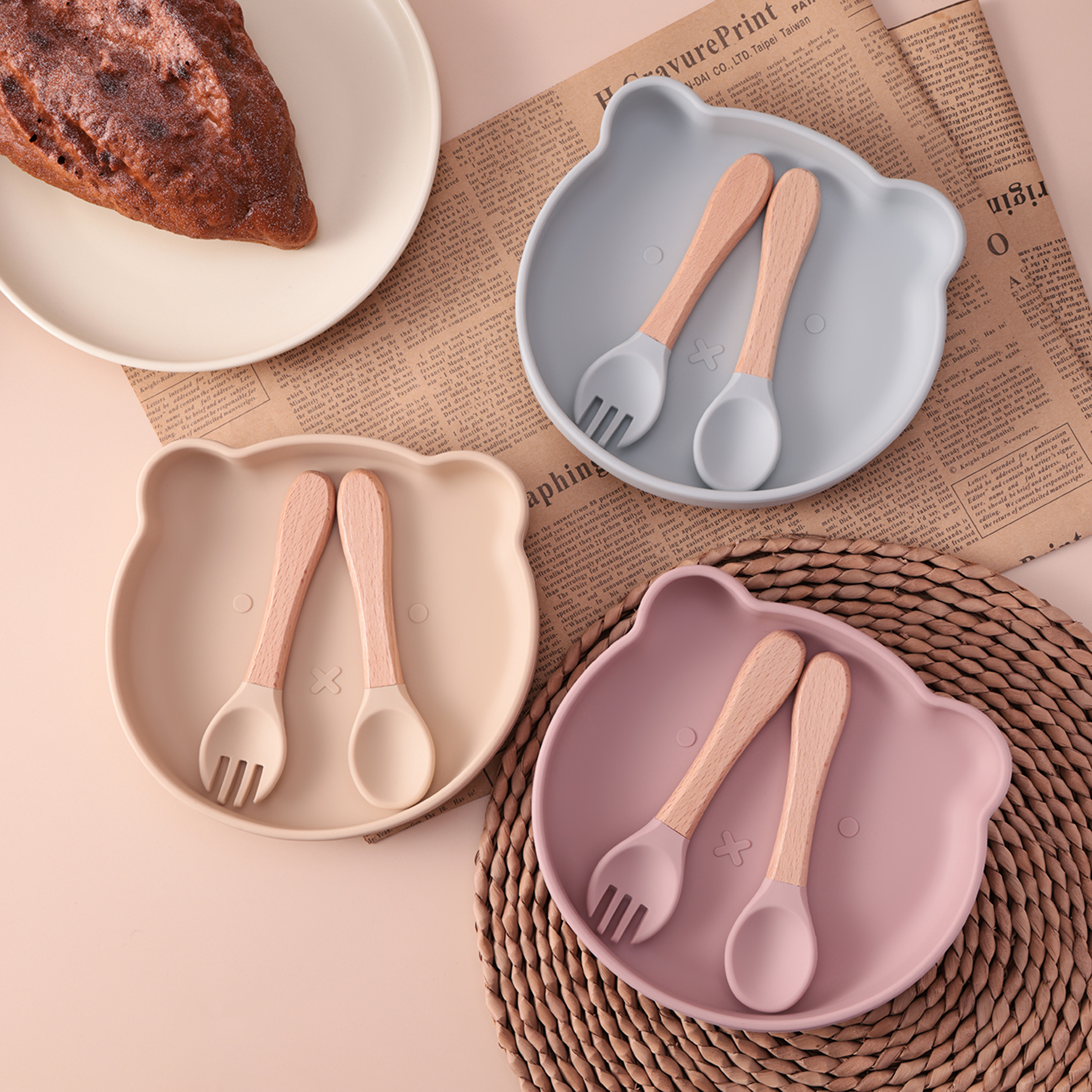 Baby Food Chopper - 3PCS Cartoon Bear Silicone Suction Dishes